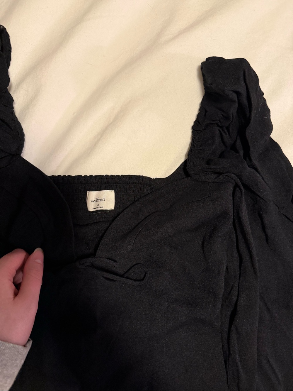 Aritzia Wilfred Novella Top Size XS - Picture 3 of 4